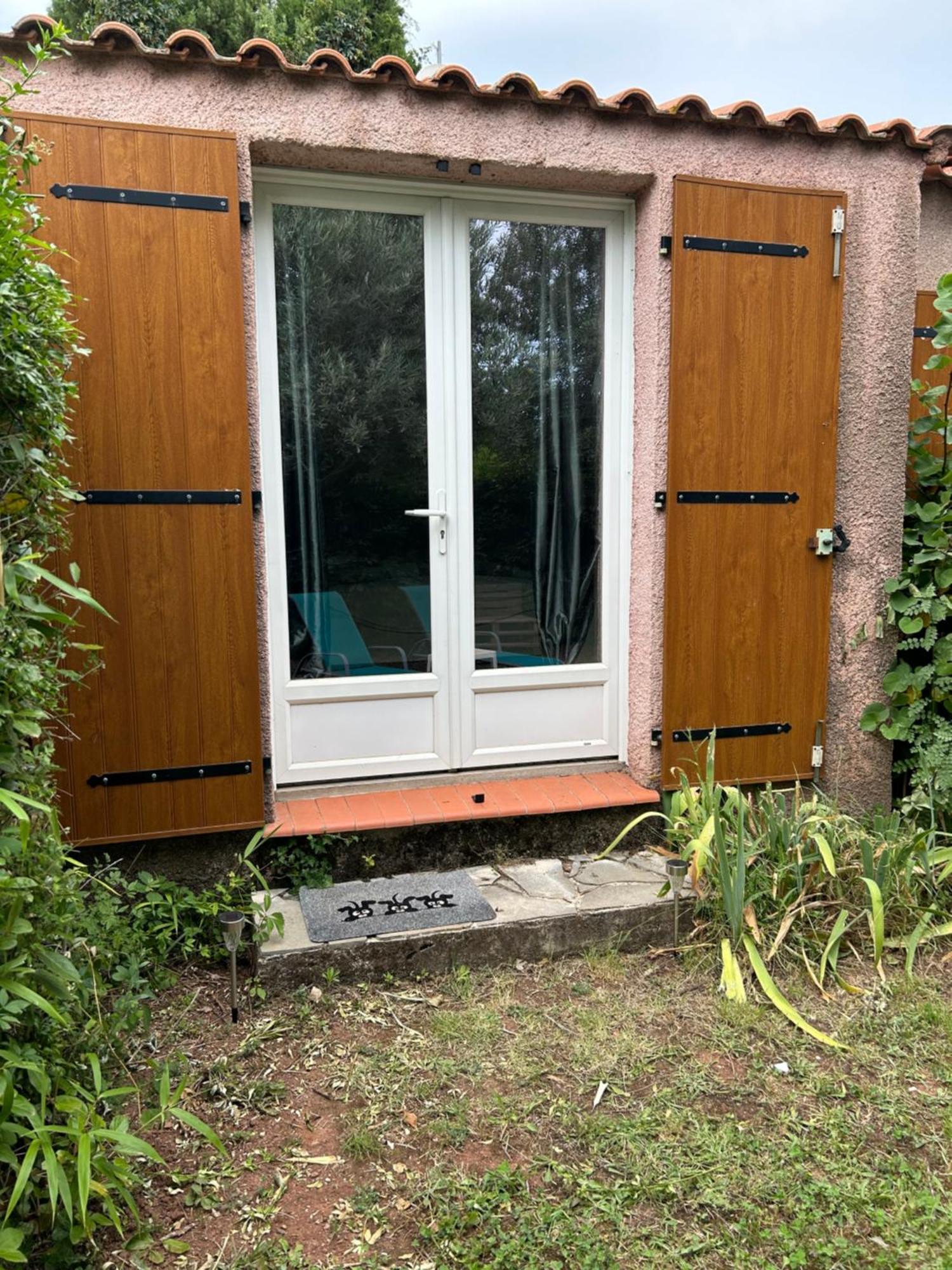 Dans Dependance Avec Sdb Homestay